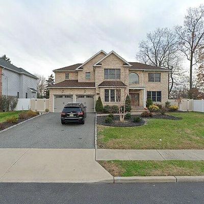 60 Orchard Ave, Emerson, NJ 07630