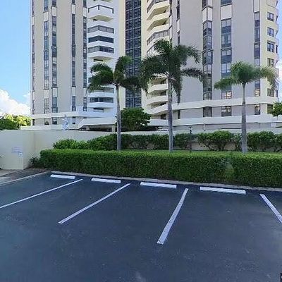 6001 Pelican Bay Blvd #Ph E, Naples, FL 34108