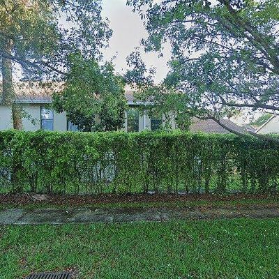 602 Maplewood Dr, Greenacres, FL 33415