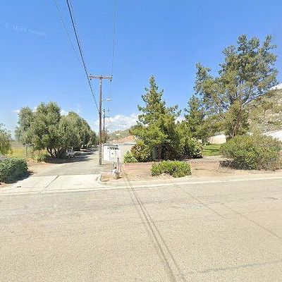 604 Gibbel Rd, Hemet, CA 92543