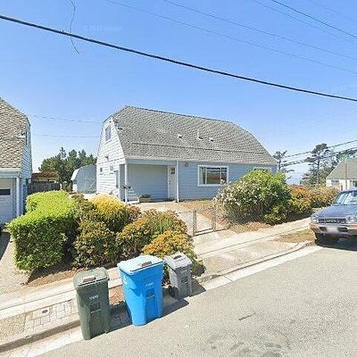 604 Lockhaven Dr, Pacifica, CA 94044