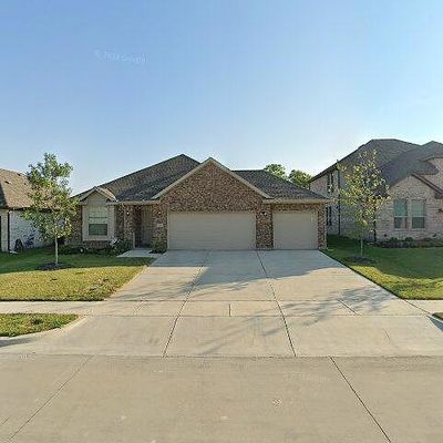 606 Tuscany Dr, Forney, TX 75126