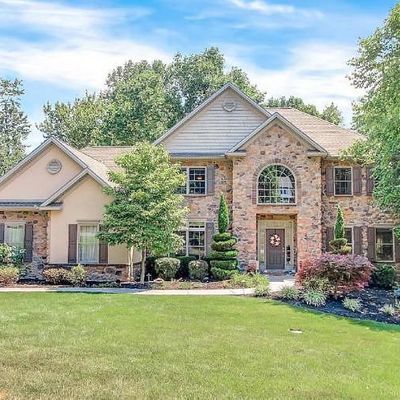 612 Black Powder Dr, Lewisberry, PA 17339