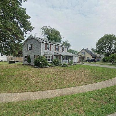 62 Somerset Dr, Willingboro, NJ 08046