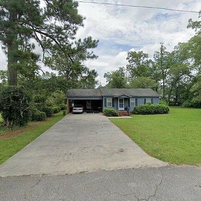 625 Jordan Ave, Millen, GA 30442