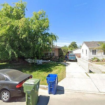 7407 Densmore Ave, Van Nuys, CA 91406