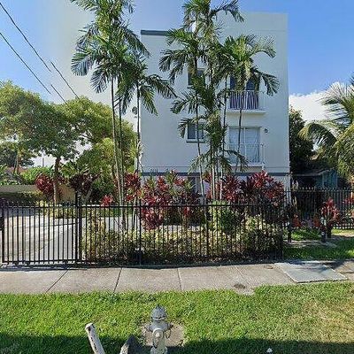 7516 Ne 1st Ave, Miami, FL 33138