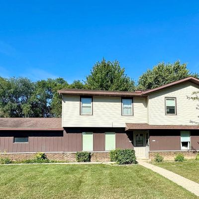 7573 S 75th Street #7577, Franklin, WI 53132