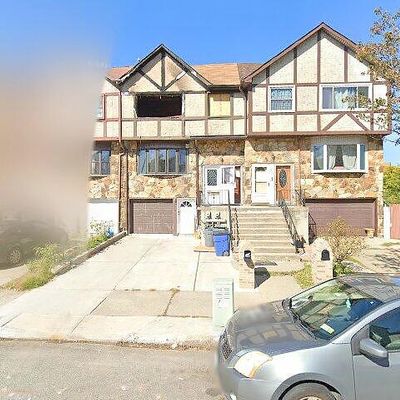 77 Gary Ct, Staten Island, NY 10314