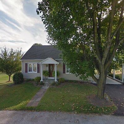 77 Morris Ave, Fawn Grove, PA 17321