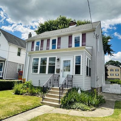 77 W Broadway Ave, Clifton Heights, PA 19018