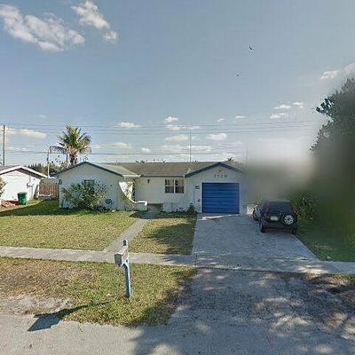 7770 Nw 44 Th Ct, Lauderhill, FL 33351