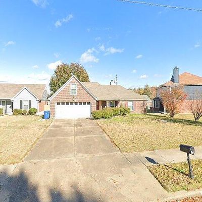 7806 Lowrance Rd, Memphis, TN 38125