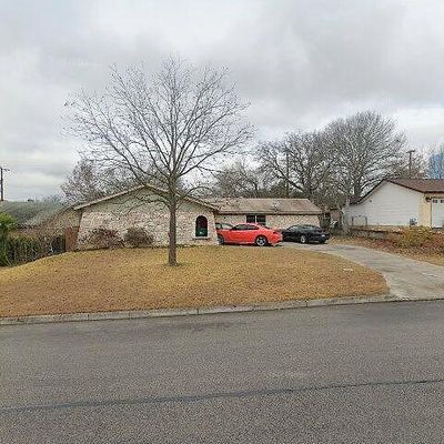 7813 Village Oak Dr, Live Oak, TX 78233