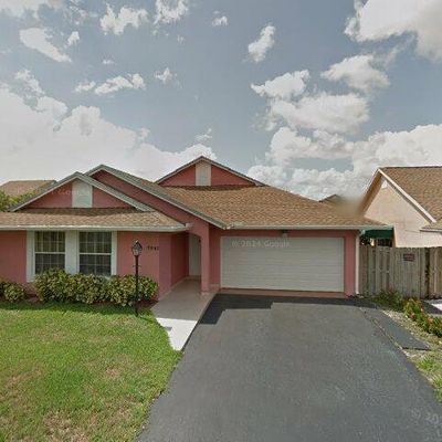 7840 Nw 189 Th St, Hialeah, FL 33015