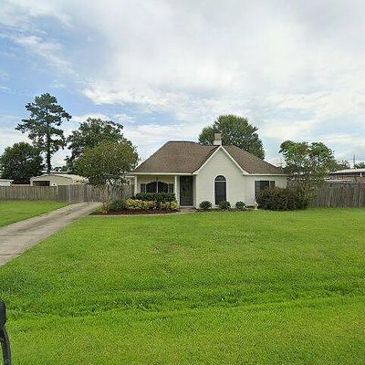 7861 Vennie Dr, Denham Springs, LA 70706