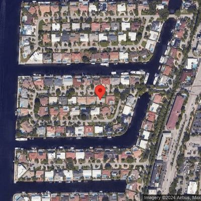 8 Fort Royal Is, Fort Lauderdale, FL 33308