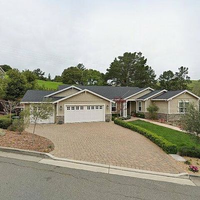 8 Kimberly Dr, Moraga, CA 94556