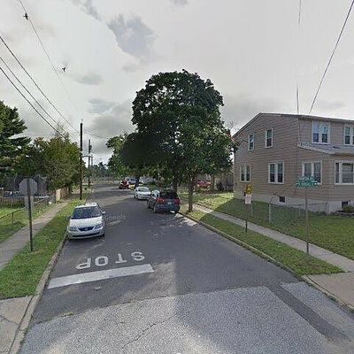 8 N Burdsall Ave, Gloucester City, NJ 08030