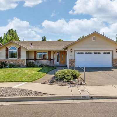 803 Idle Ct, Grants Pass, OR 97527