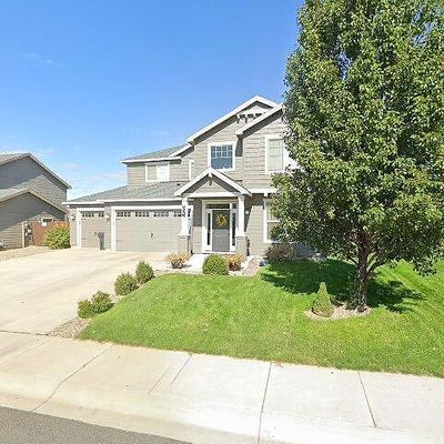 803 Summit Ave, Moxee, WA 98936