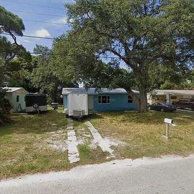 806 Azalea Ave, Fort Pierce, FL 34982