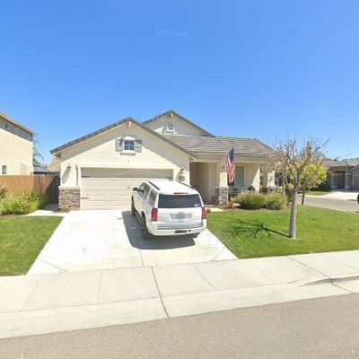 810 Riviera Dr, Hollister, CA 95023