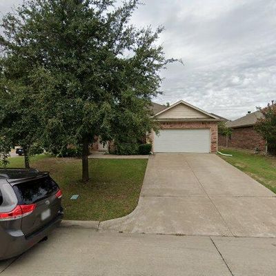 701 Dickerson Ln, Mansfield, TX 76063