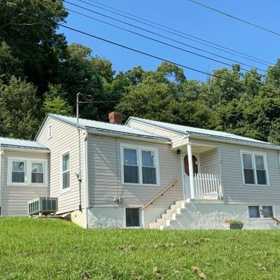 701 Dora St, Kingsport, TN 37665