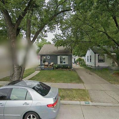 701 S Dorchester Ave, Royal Oak, MI 48067