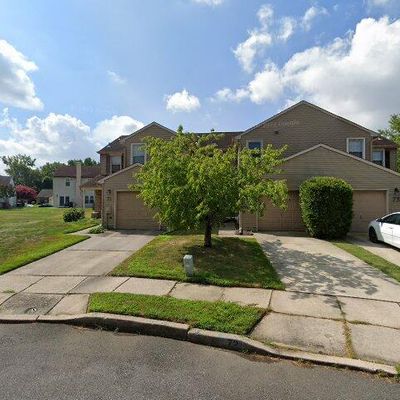 71 E Peachtree Ct, Mount Laurel, NJ 08054