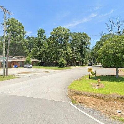 711 Azalea St Nw, Hartselle, AL 35640