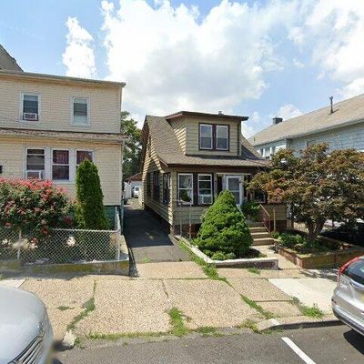 711 74 Th St, North Bergen, NJ 07047