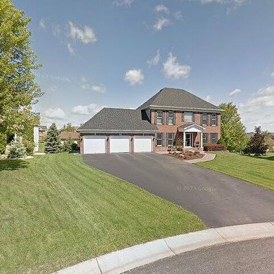 714 Carver Creek Pl, Carver, MN 55315