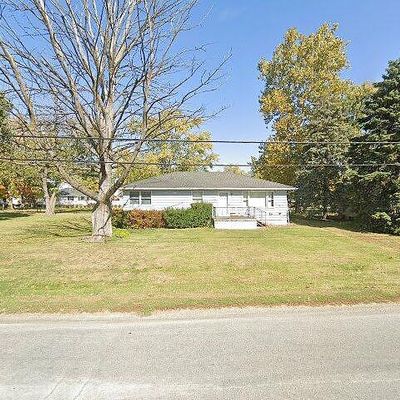 714 E Livingston Rd, Streator, IL 61364