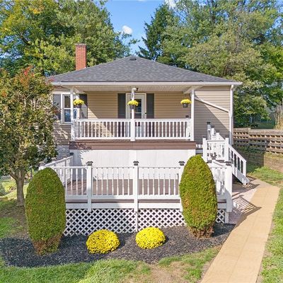 715 8 Th St, Irwin, PA 15642