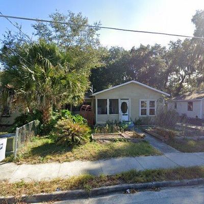 722 Mckenzie St, Leesburg, FL 34748