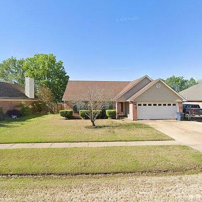 727 Pin Oak Dr, Marion, AR 72364