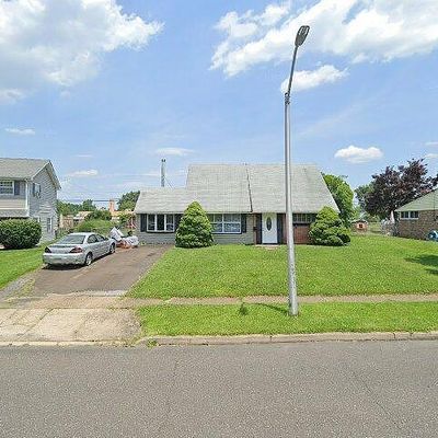 73 Cobalt Ridge Dr N, Levittown, PA 19057