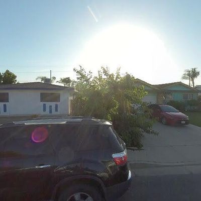 733 Union St, Delano, CA 93215