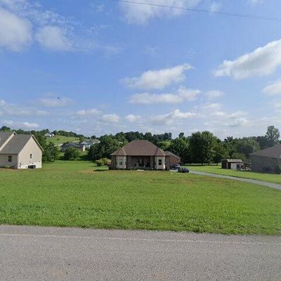 8708 Old Highway 52, Westmoreland, TN 37186