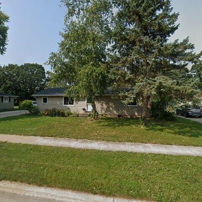 875 Heritage Trl, Oshkosh, WI 54904