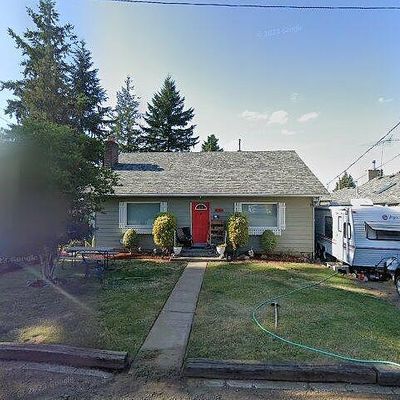 8749 Ne Humboldt St, Portland, OR 97220