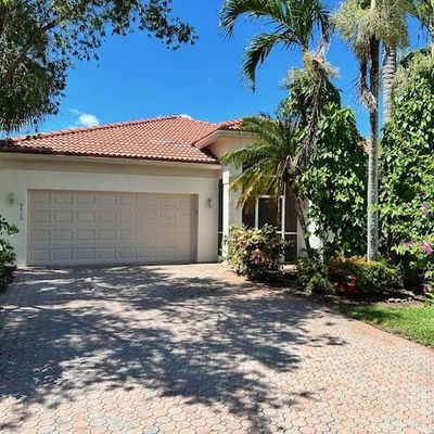 8820 Bellido Cir, Boynton Beach, FL 33472