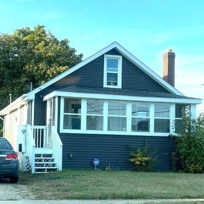 9 Lincoln St, Oxford, MI 48371