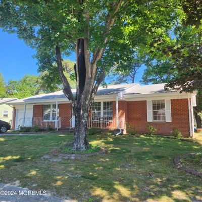 9 Musket Lane, Whiting, NJ 08759