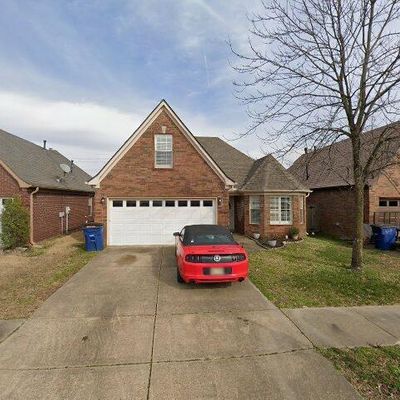 9036 Savannah Ridge Dr, Olive Branch, MS 38654