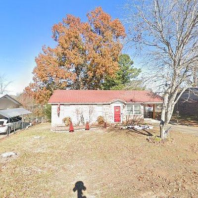 904 N St, Barling, AR 72923