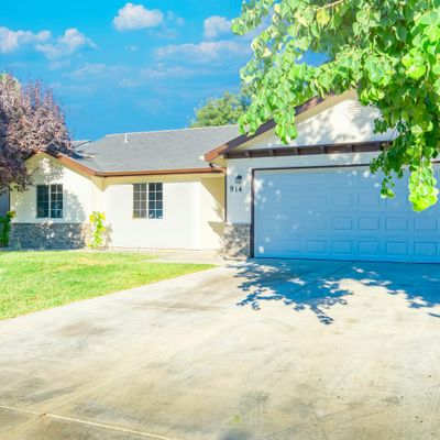 914 S Laguna St, Visalia, CA 93292