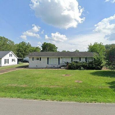 927 E Jefferson St, Pulaski, TN 38478